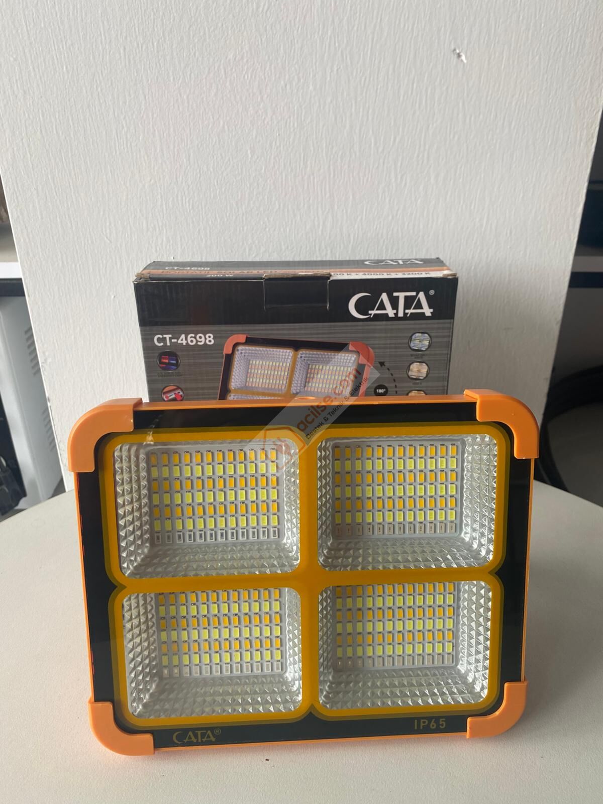 CATA 200W SOLAR PORTATİF PROJEKTÖR CT-4698