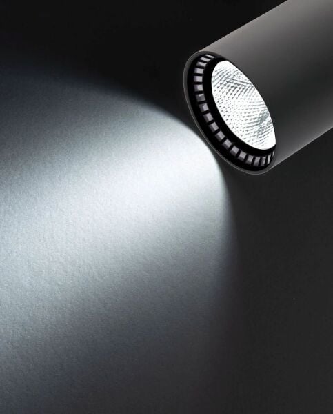 NOAS PARİS 30W SİYAH KASA RAY SPOT 2700 LM- BEYAZ IŞIK